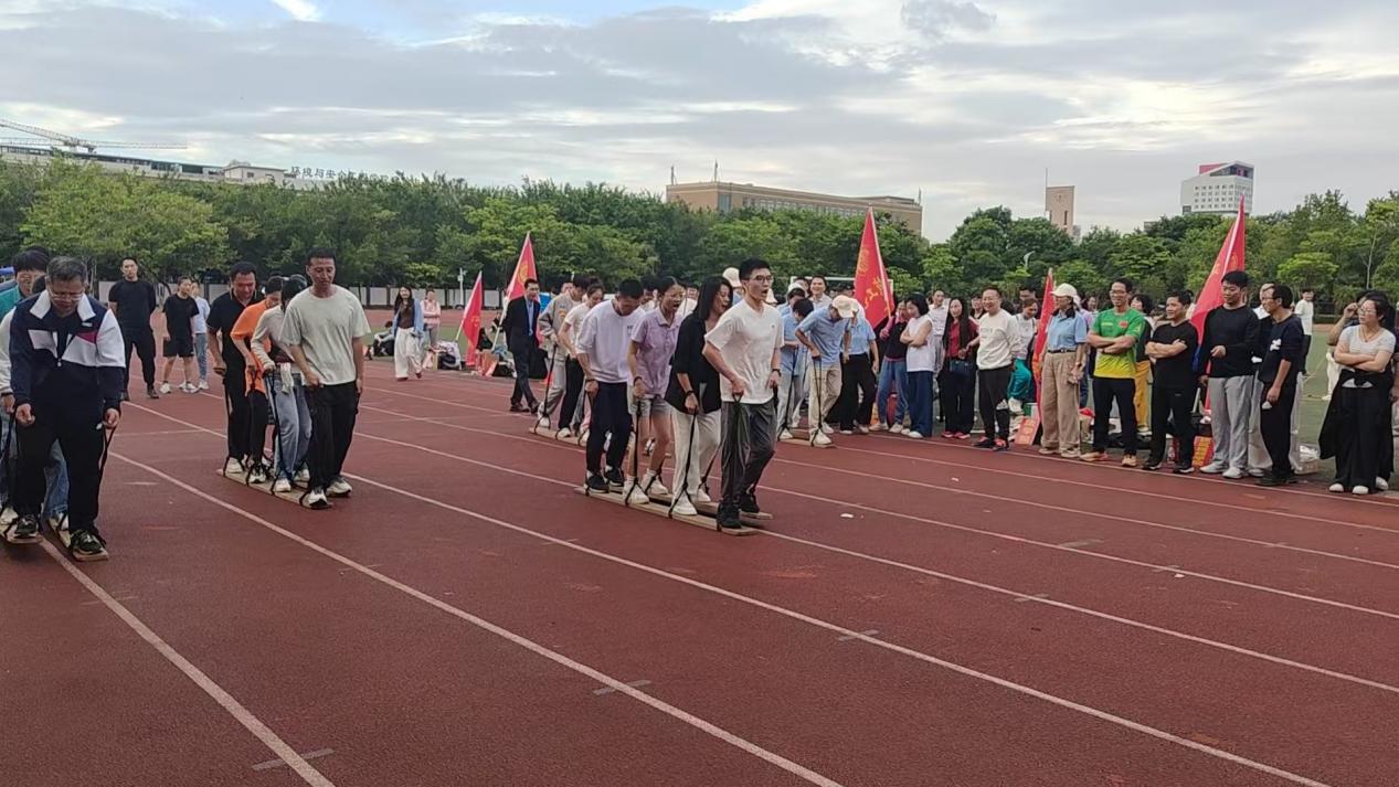 29d61899d470383f26086fc70b06f909