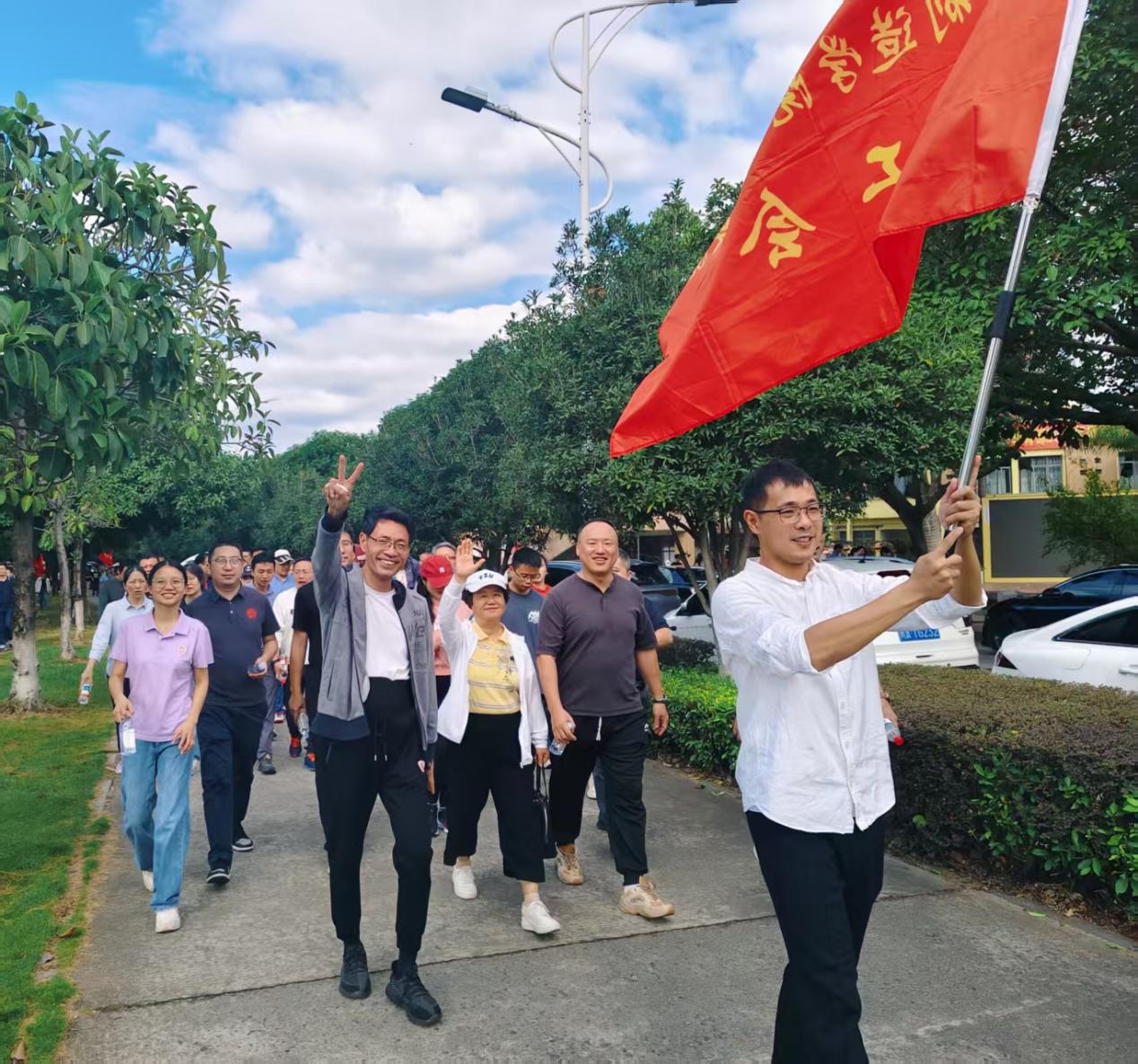 2e9f0486d329561f84f705feee456792